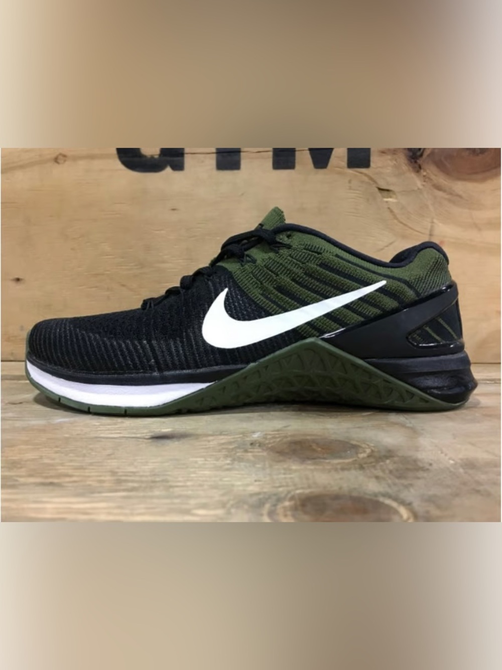 Nike Metcon Flyknit Womens 9.5 for crosssfit lifting hiit training
